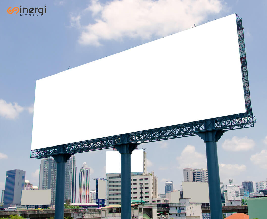 Apa Saja Kelebihan dari Reklame Jenis Billboard